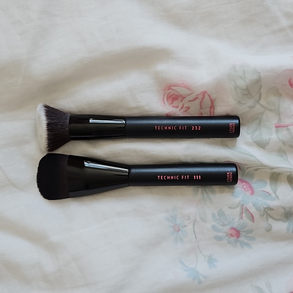 Dense Face Brushes Set